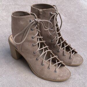 American Rag Savanah Lace-Up Open Toe Open Back Block Heel Booties Sz 8 NWOT